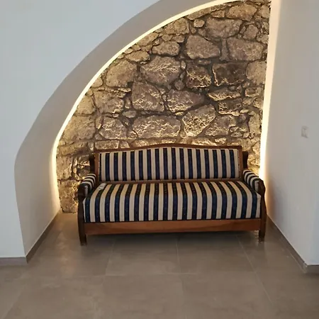 Via Roma 50